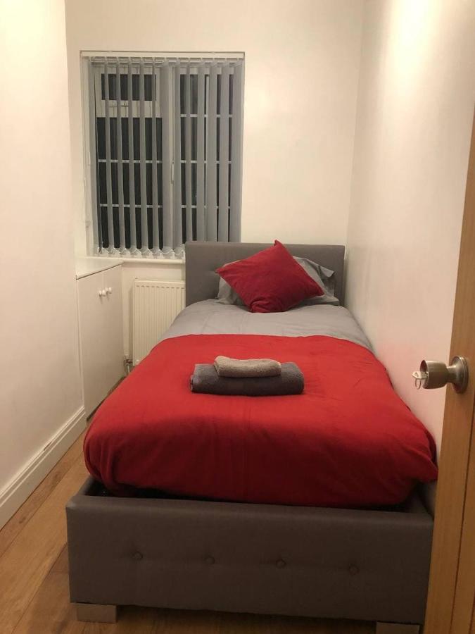 Modern Newgate Apartments - Kingsbury Underground, All Local Amenities On Your Doorstep Harrow Luaran gambar